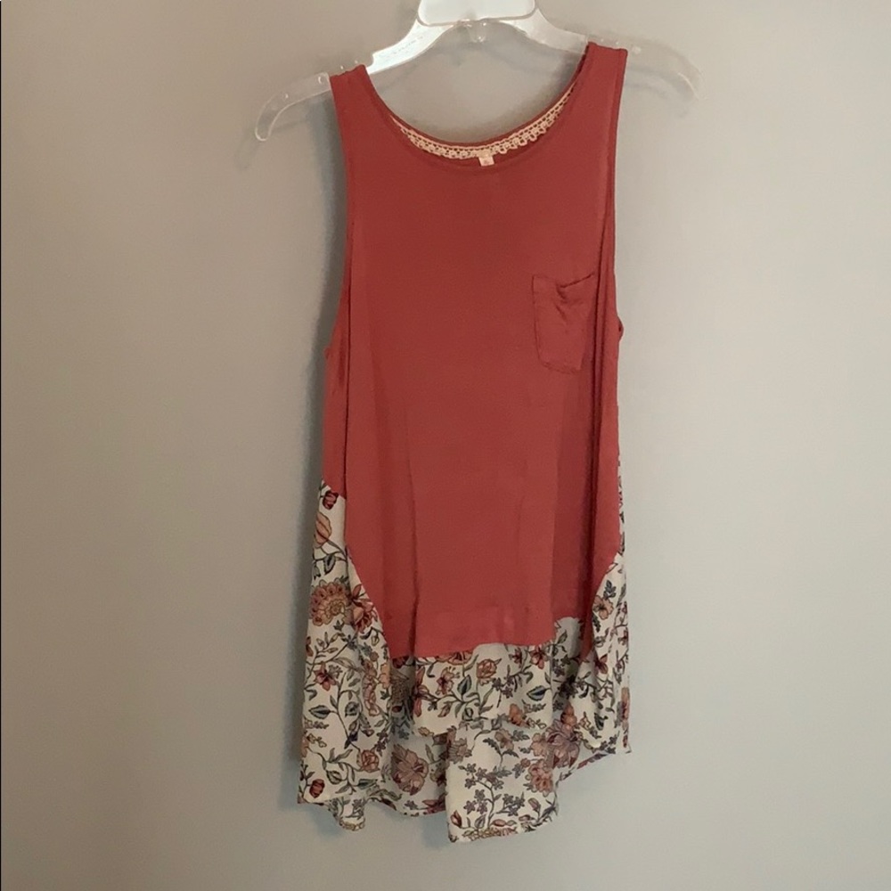 floral tank top